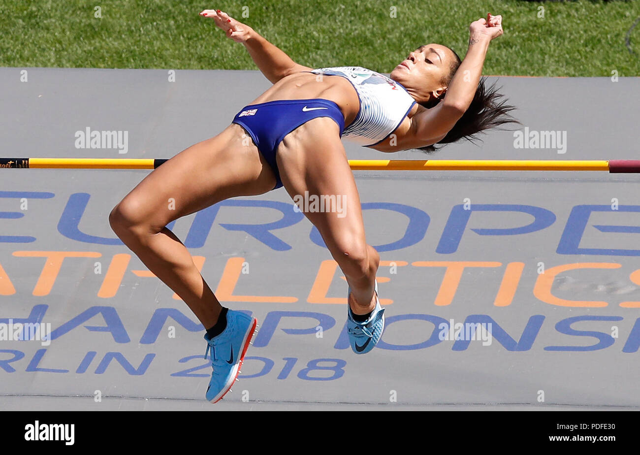 Womens high jump hi-res stock photography and images - Alamy