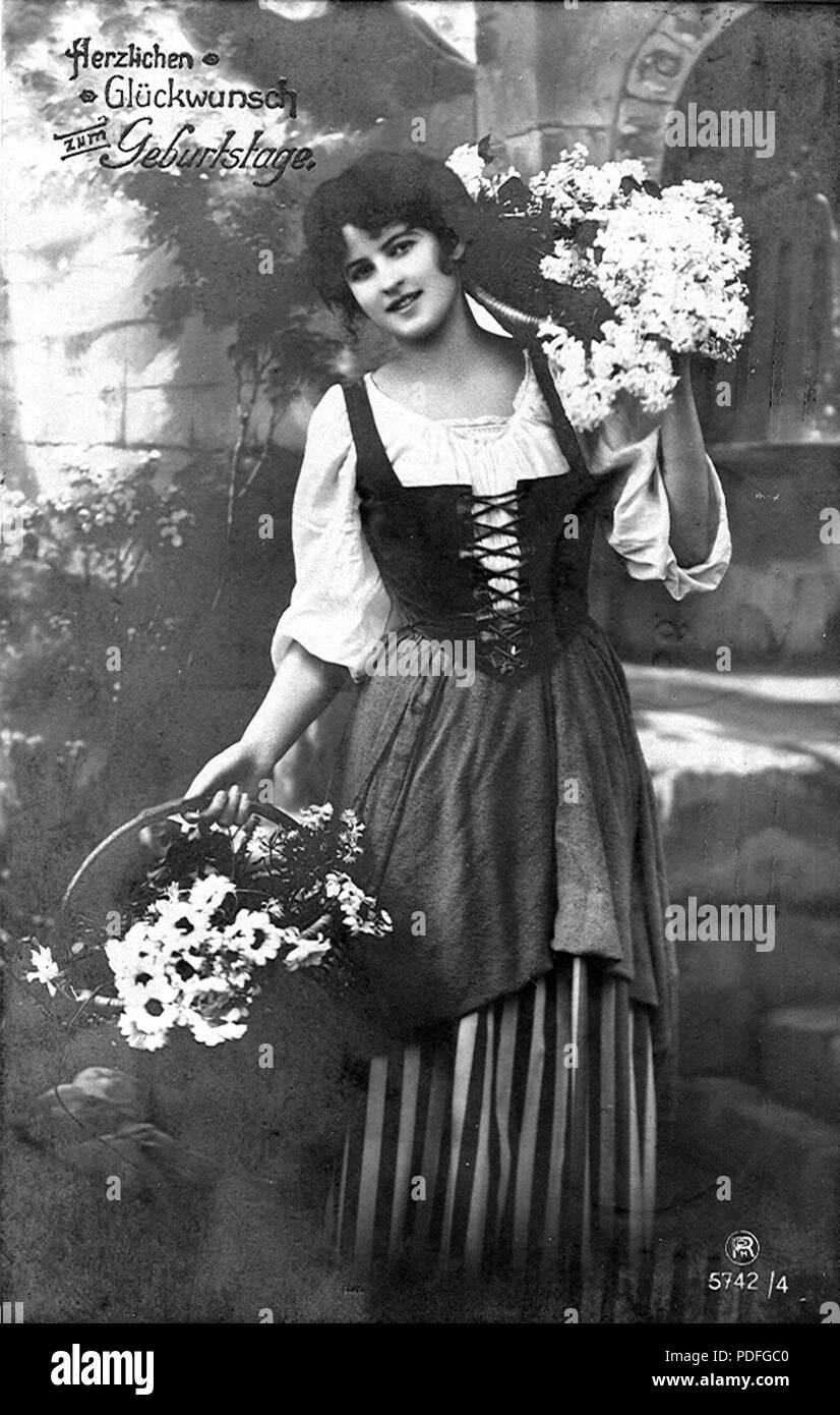 134 Frauen 2 Geburtstag Stock Photo - Alamy