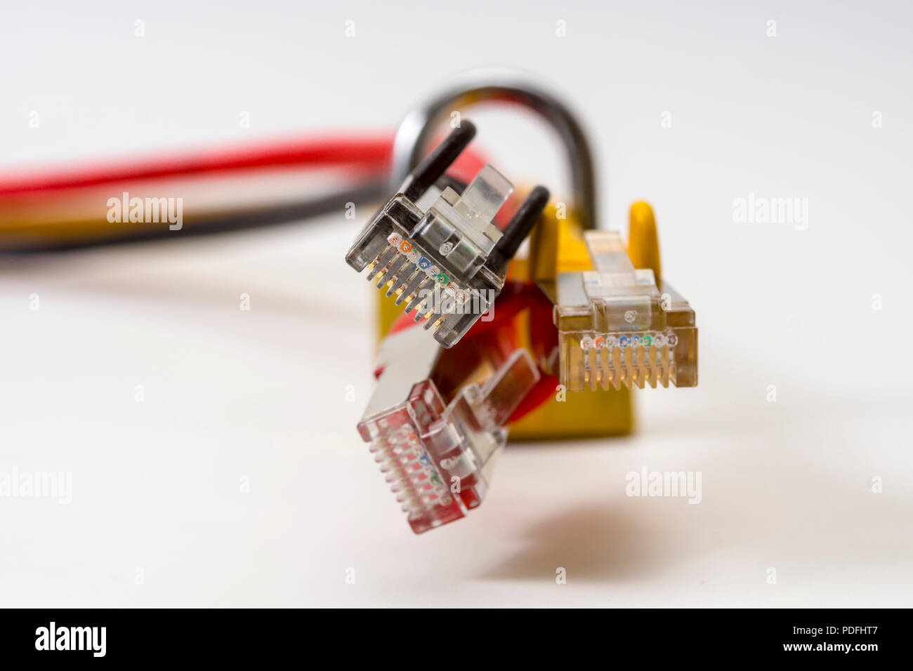 Net broken cord hi-res stock photography and images - Alamy