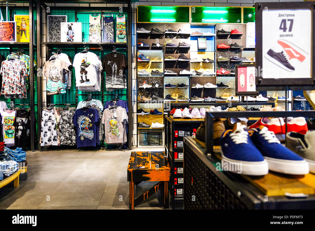 SaintPetersburg. RUSSIA. 06102018 clothing Stores shopping Mall Stock