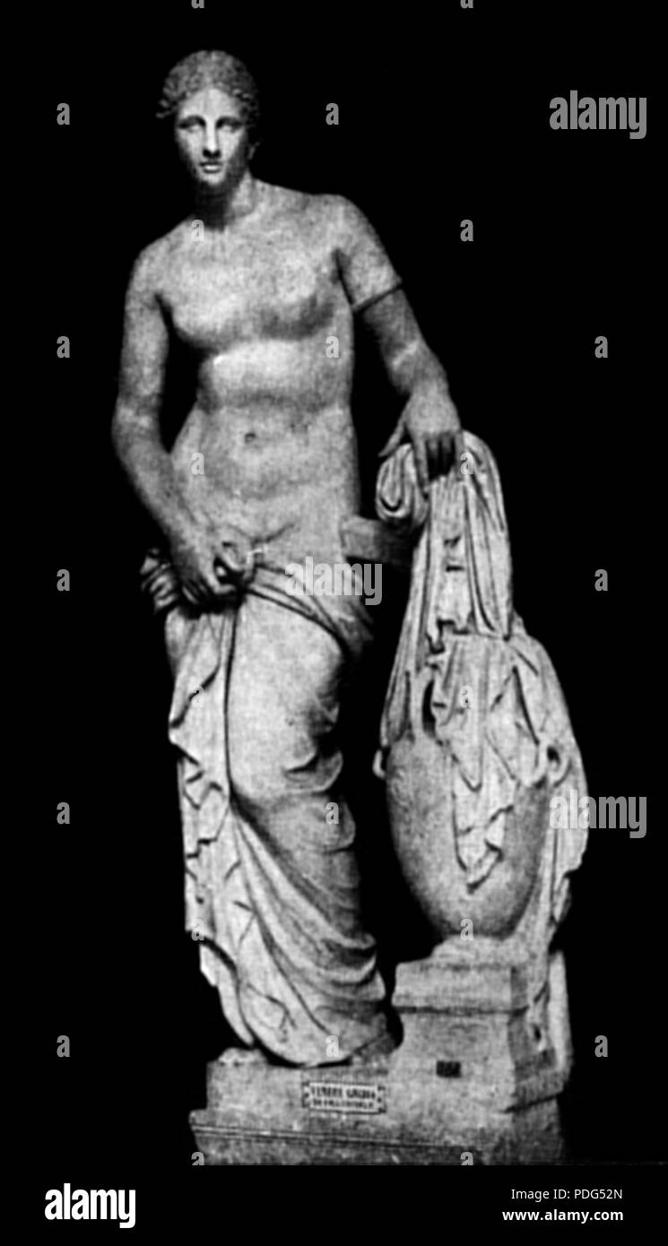 Afrodite statue Black and White Stock Photos & Images - Alamy
