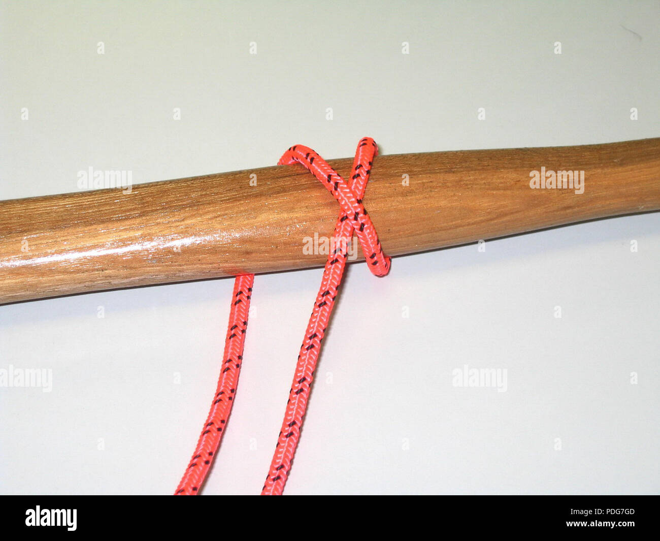 Rope knots and splices hi-res stock photography and images - Alamy