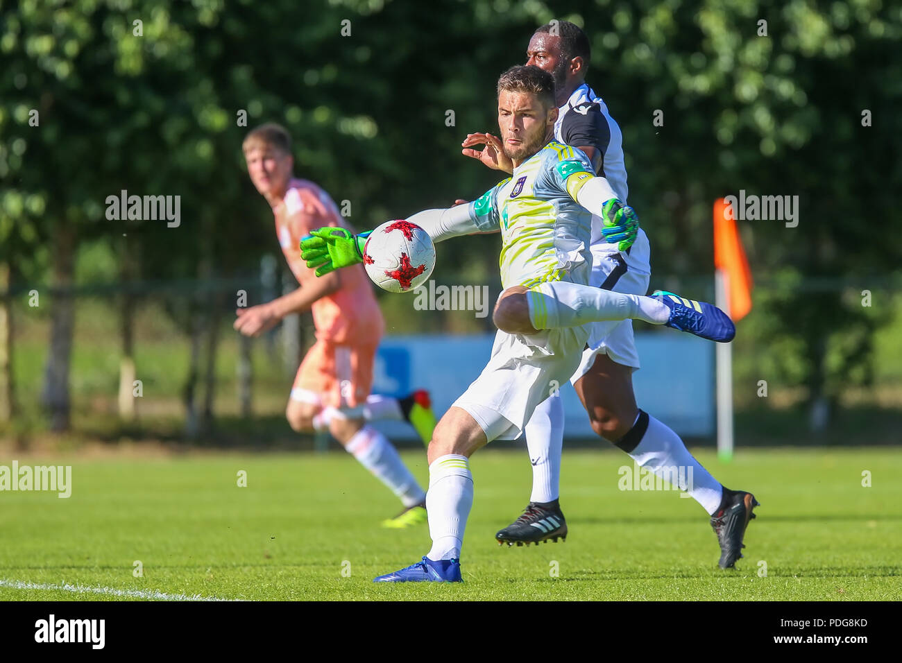 Soccer - UEFA Champions League - Play Offs - Second Leg - RSC Anderlecht v  Olympique Lyonnais - Constant Vanden Stock Stadium. Tom De Sutter, RSC  Anderlecht Stock Photo - Alamy