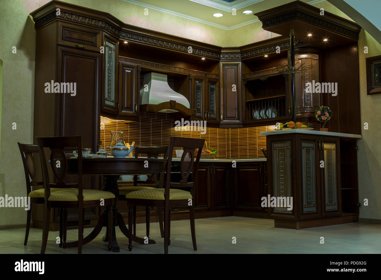 Interior of modern kitchen Stock Photo - Alamy