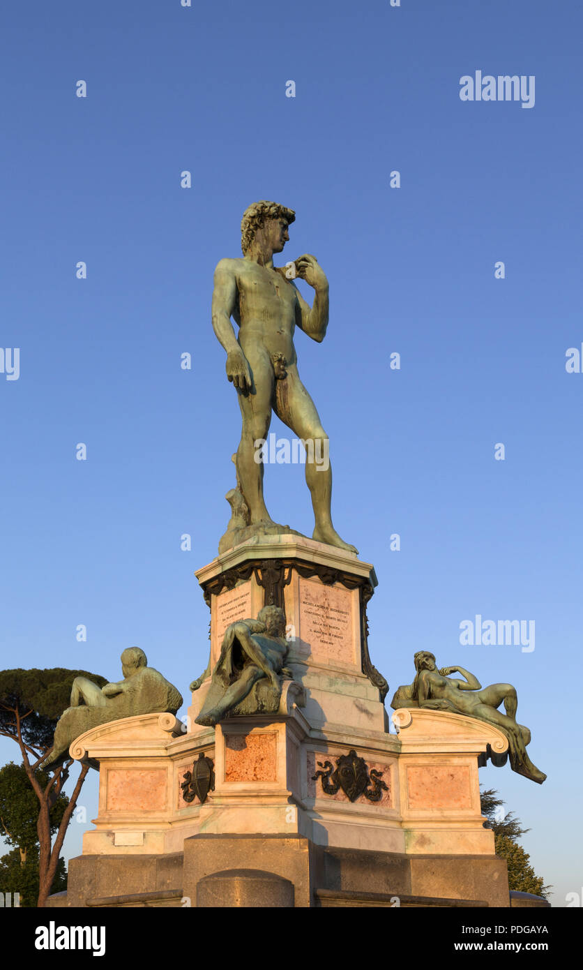 Statue, Bronze replica of Michelangelo's David. Piazza Michelangelo, Florence Italy Stock Photo