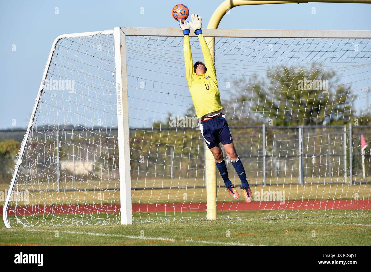 Usa soccer goal keeper hires stock photography and images Alamy