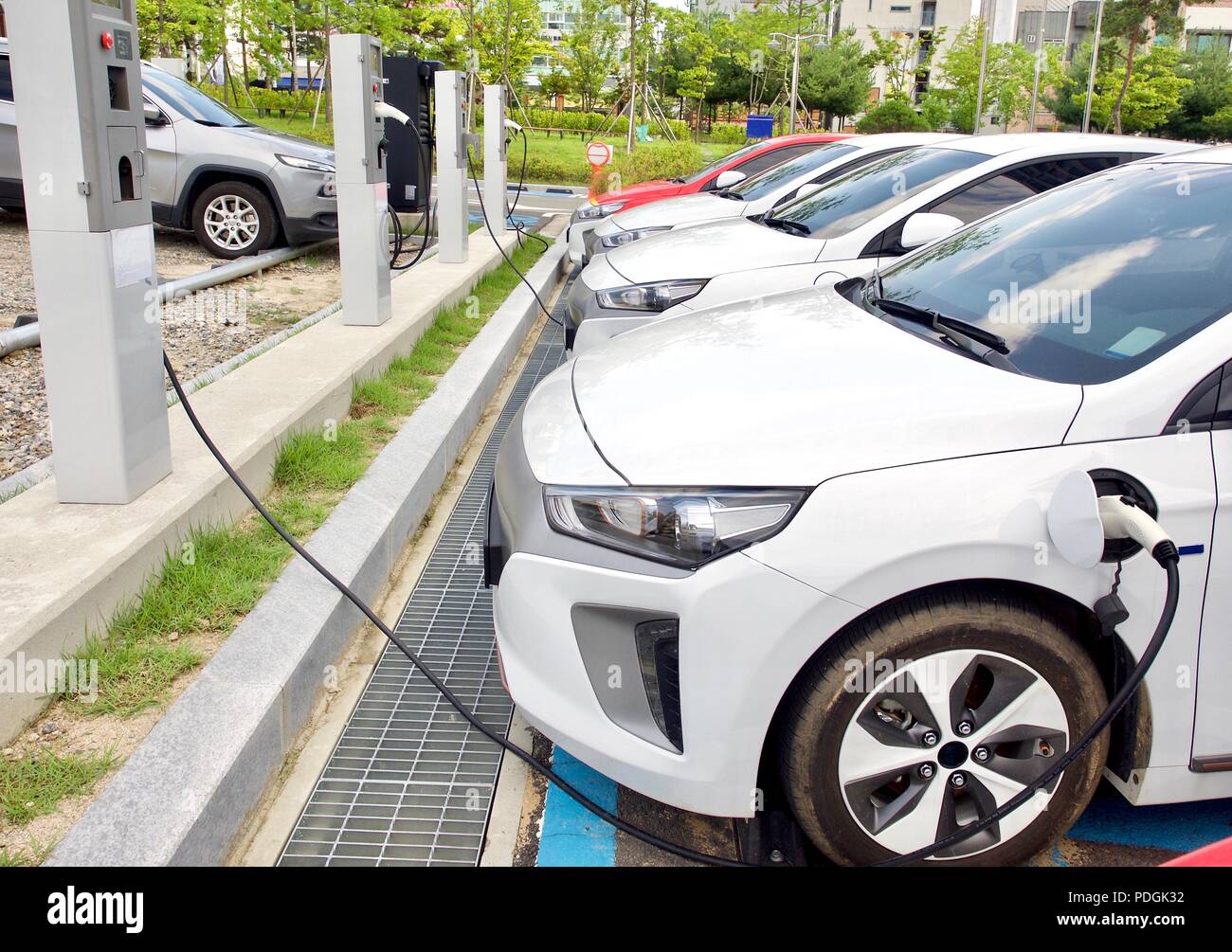 Electric car charging station in Korea Stock Photo Alamy