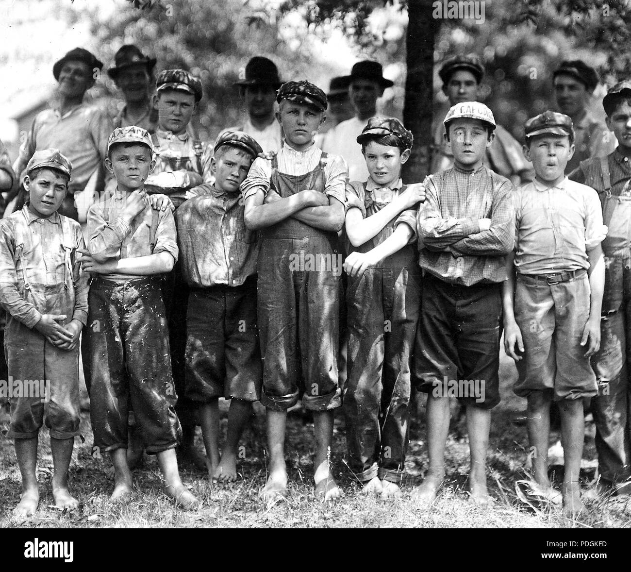 Some of the youngsters in the Belton Mfg. Co. Two of the youngest, May 1912 Stock Photo