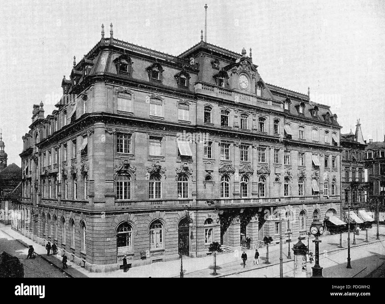 217 Mannheimer Börse, Gebäude geschaffen von den Architekten Georg Anton Karch und Josef Köchler Stock Photo