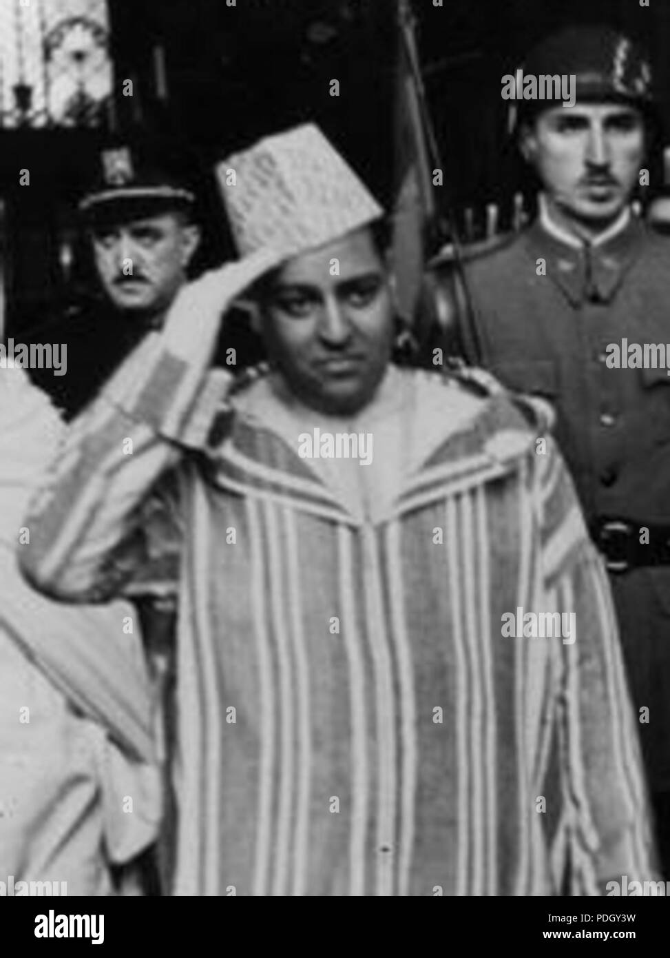 231 Muley Hassán el Mehdi en Madrid en 1942 Stock Photo Alamy