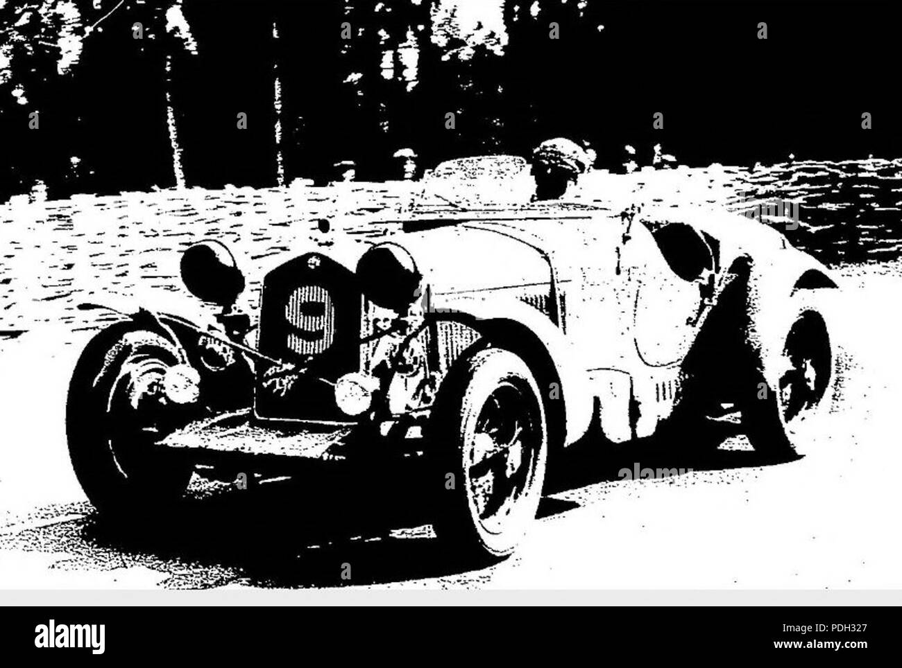 1934 Riley Ulster Imp Sous Le Pont Dunlop Au 24 Heures Du Mans Le Mans Circuit France Etdny5