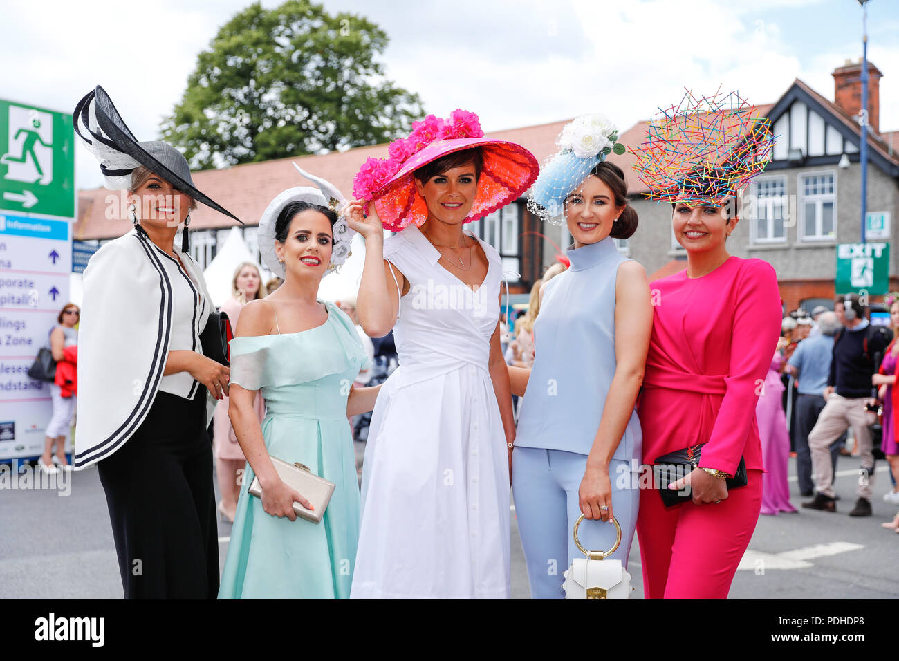 Dublin 10th Aug 2018 Helen Murphy C Front Poses For Photos
