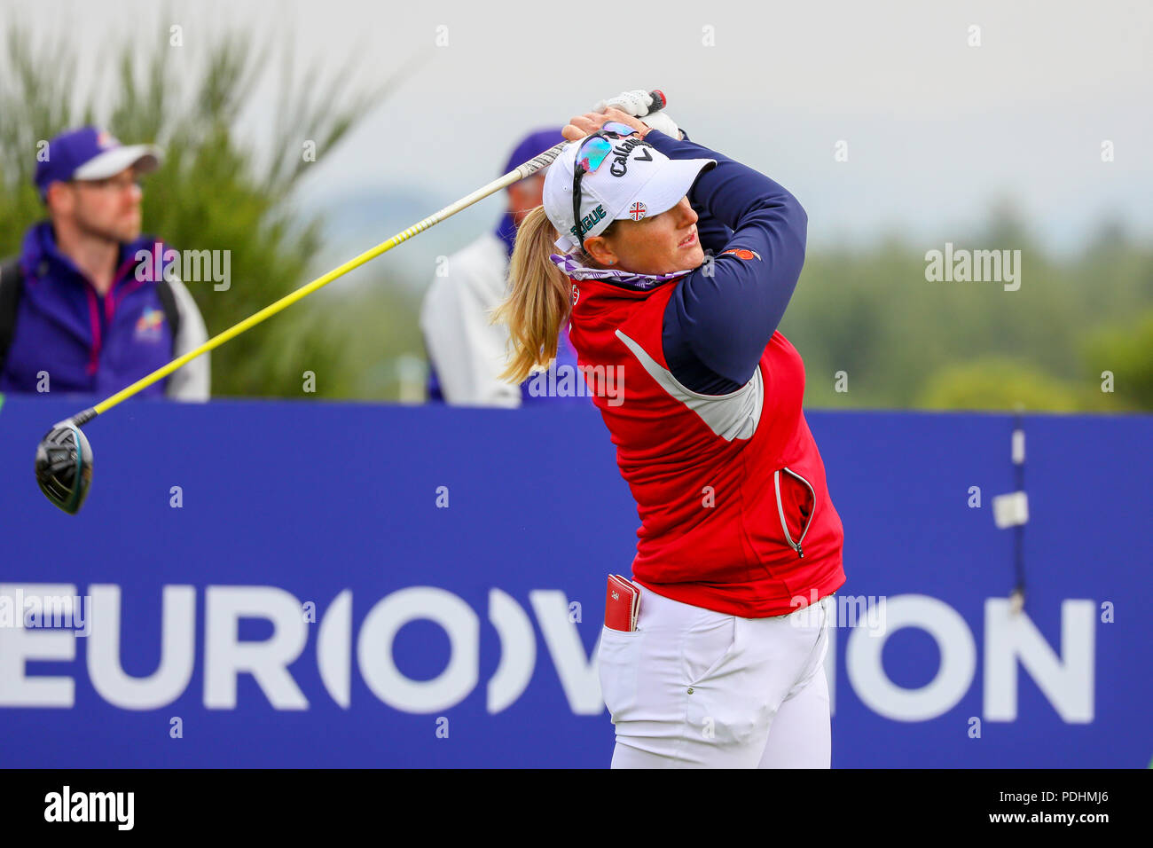 Gleneagles, Scotland, UK. 10th August, 2018. The Fourball Match Play continues with the pairing of Catriona Matthew and Holly Clyburn representing Great britain playing against Cajsa Persson and Linda Wessberg of Sweden. Clyburn teeing off at the second Credit: Findlay/Alamy Live News Stock Photo