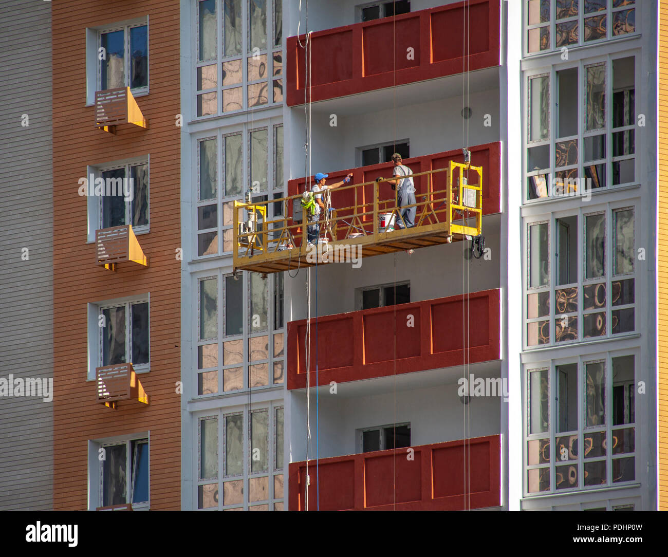 Construction worker on construction site Stock Photo - Alamy