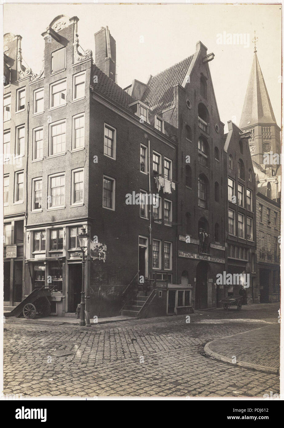 Image of 012000001284