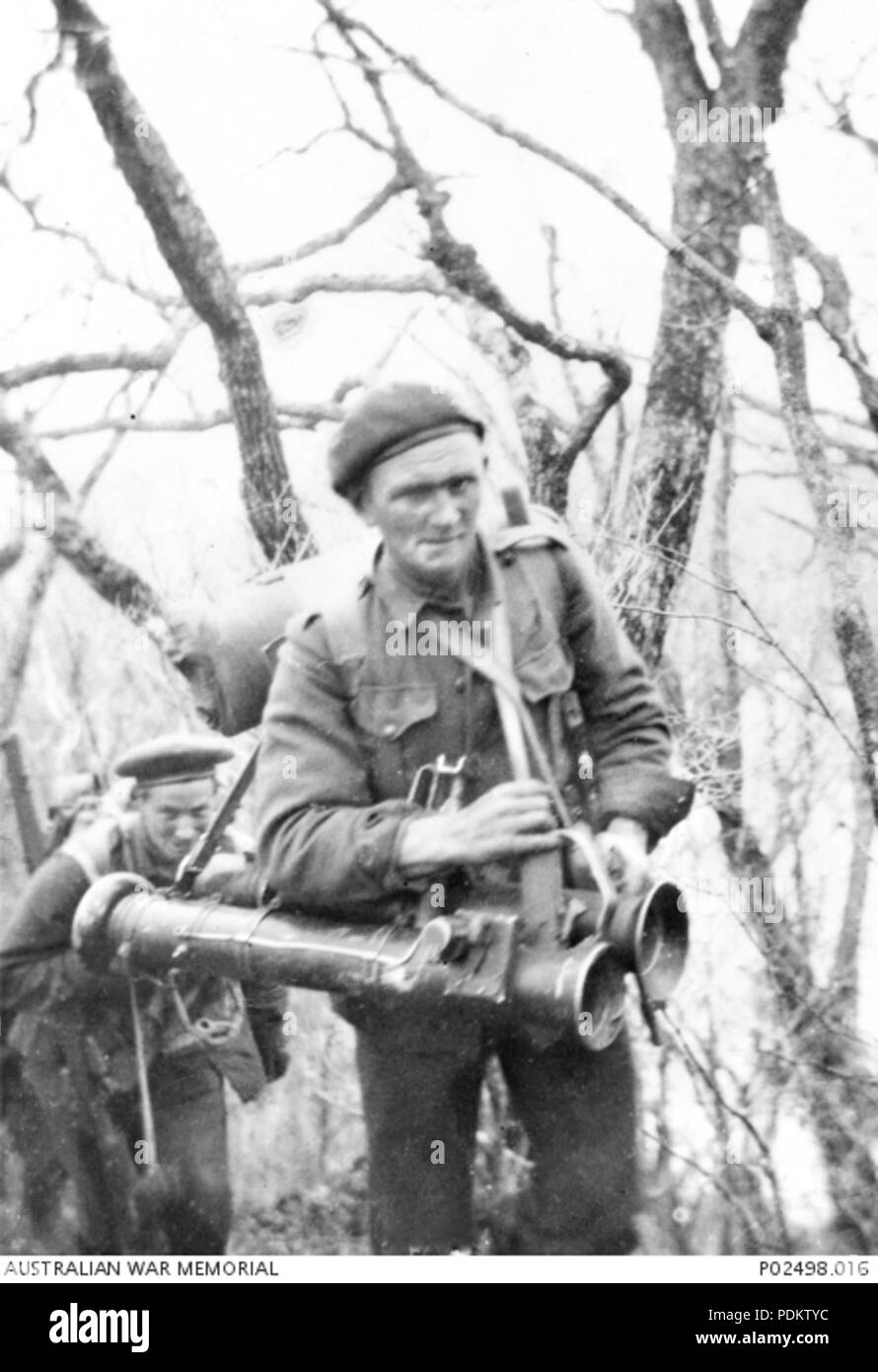 22 Bazooka Korean War Australian soldier Stock Photo