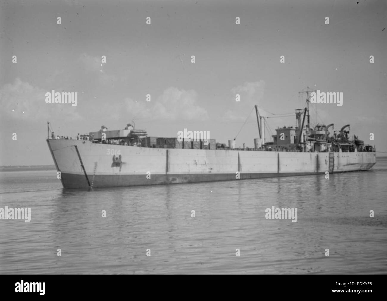 Royal australian navy ship hmas Black and White Stock Photos & Images ...