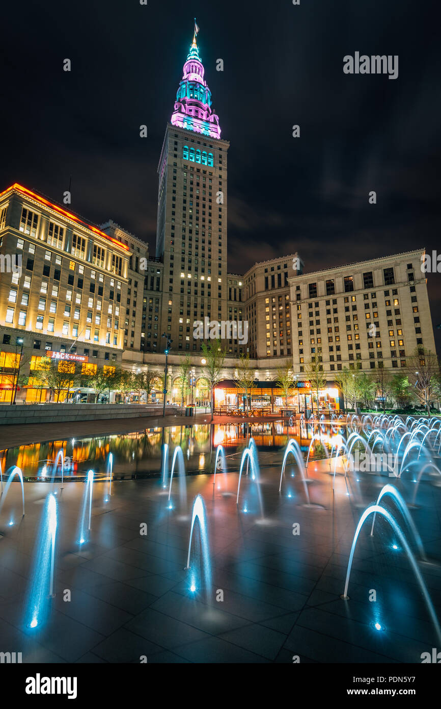 Fountain at Public Square and the Tower City Center at night in
