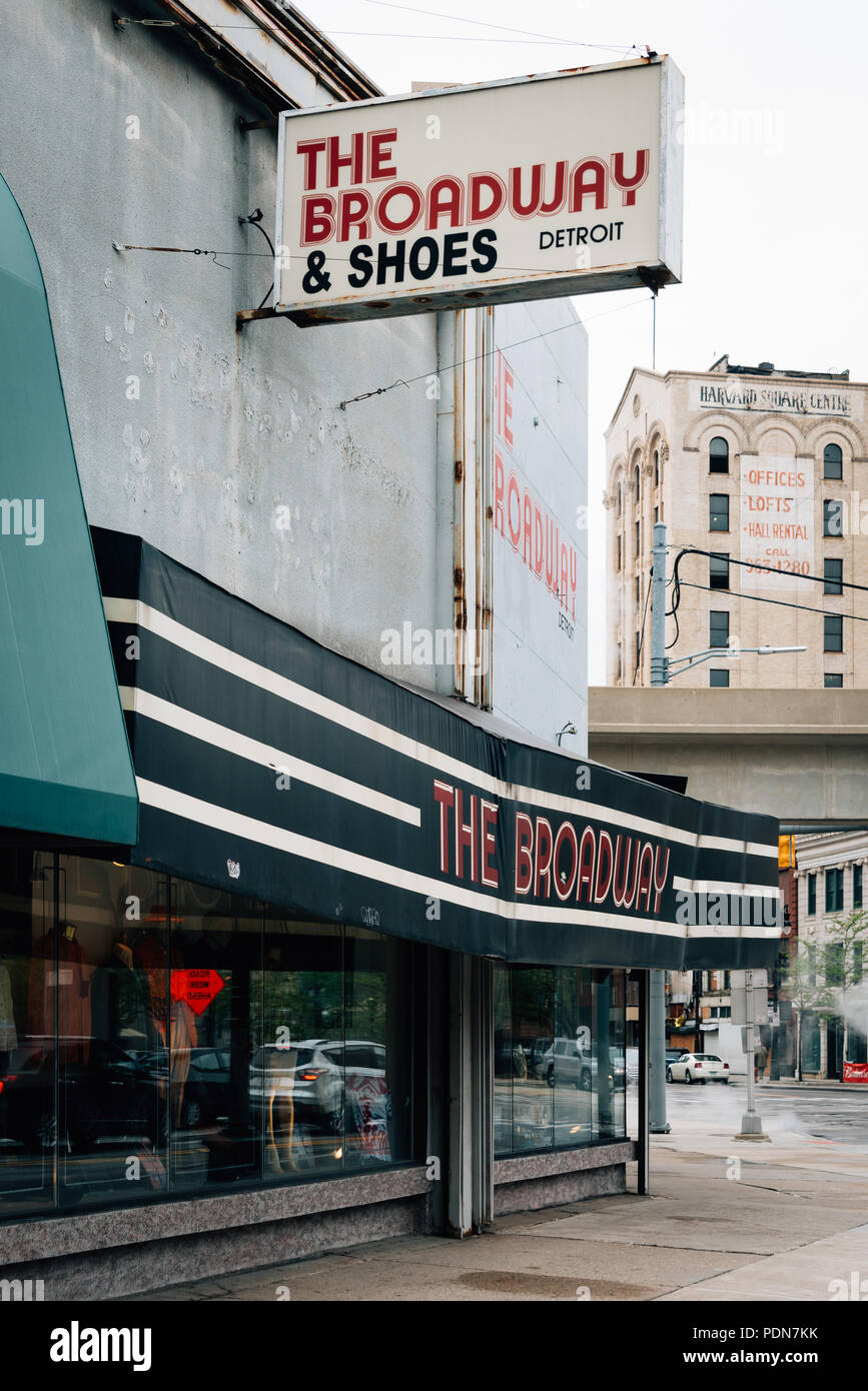 Detroit store hires stock photography and images Alamy