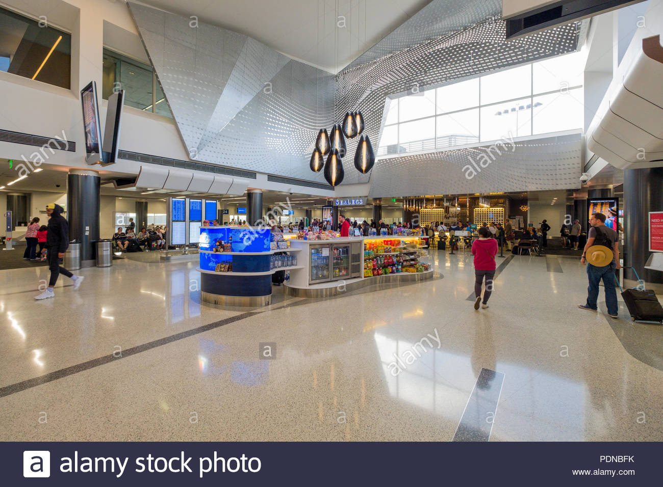 Terminal 2 Los Angeles International Airport Los Angeles California Usa Stock Photo Alamy