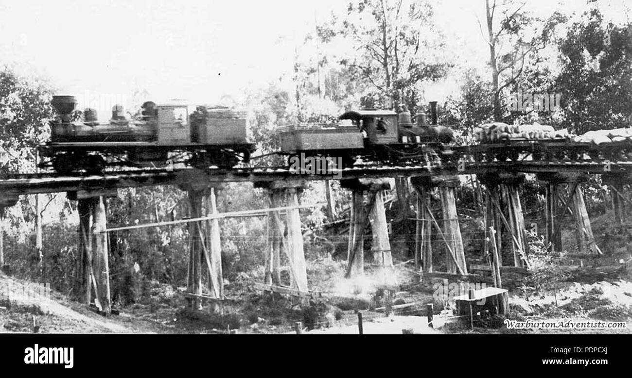 1 'Little Yarra' Baldwin 2-4-0 locomotive at centre and 'Shay' locomotive of Powelltown Tramway Stock Photo