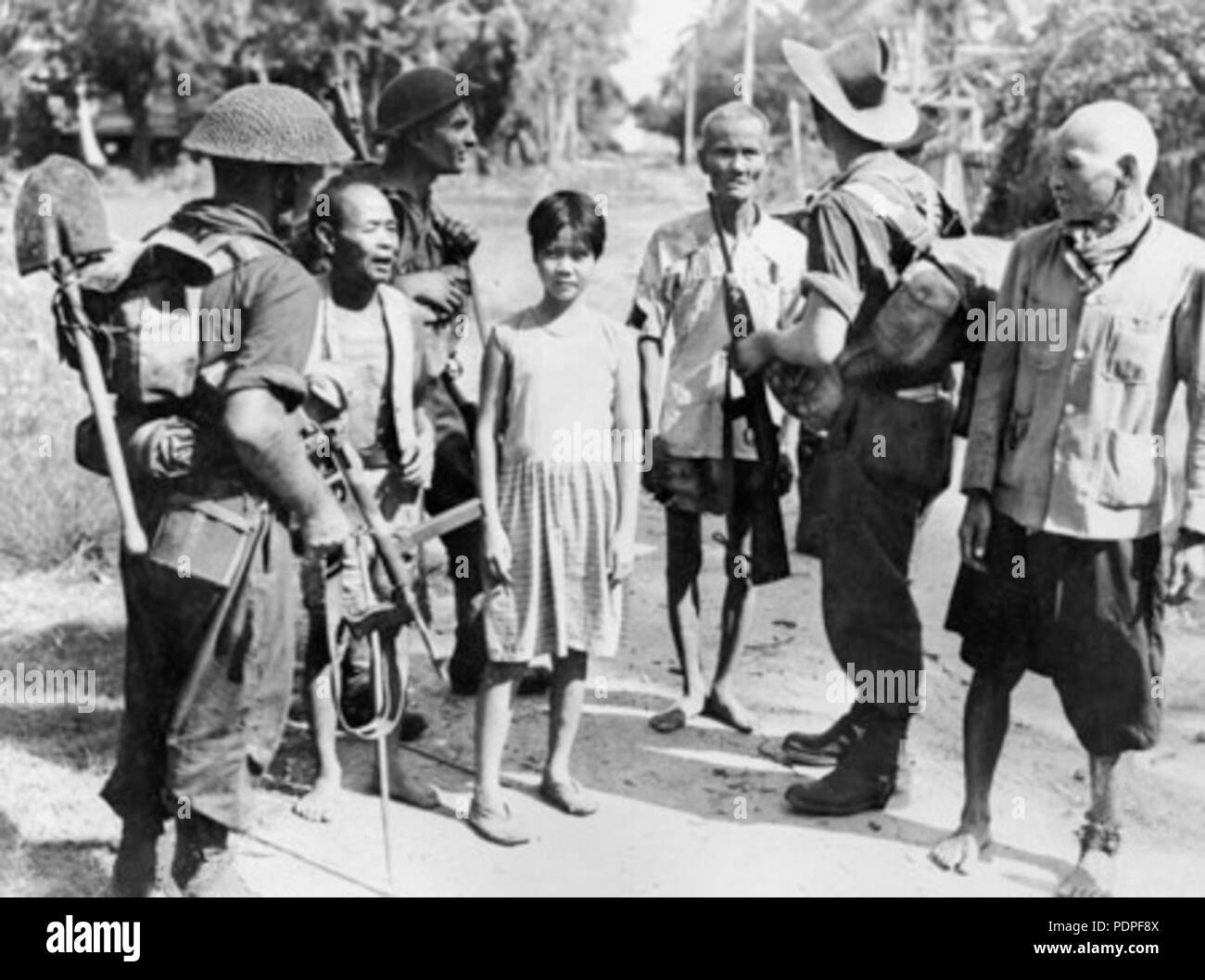 Soldiers and civilians hi-res stock photography and images - Alamy