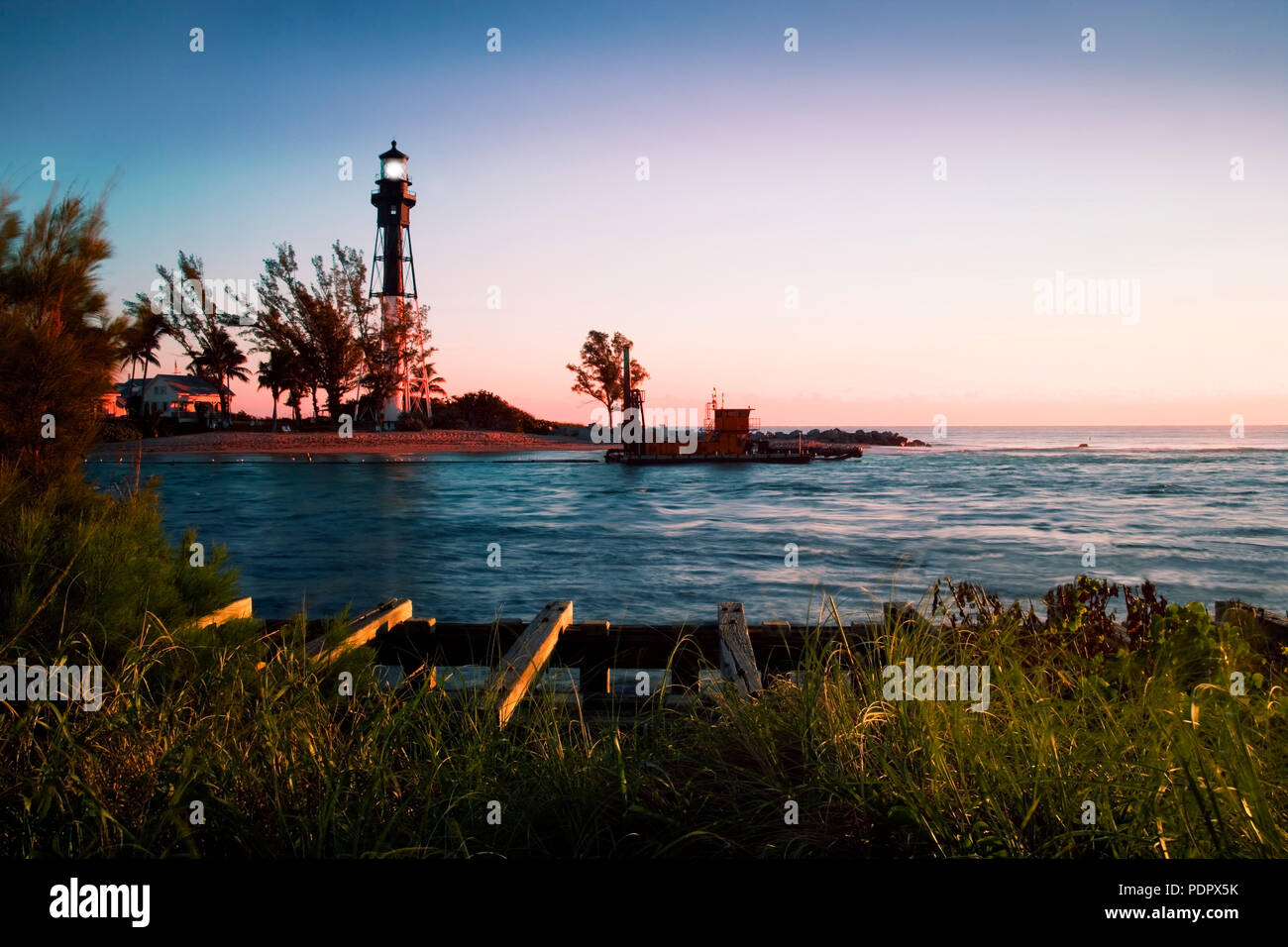 Hillsboro bay hi-res stock photography and images - Alamy