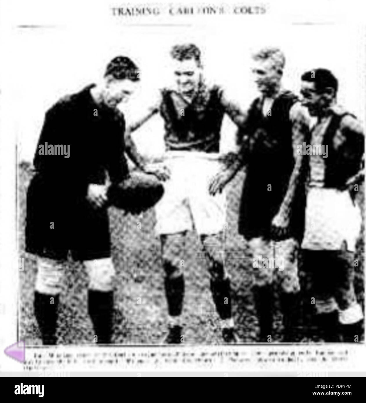 38 Dan Minogue instructing players 1929-1934 Stock Photo - Alamy