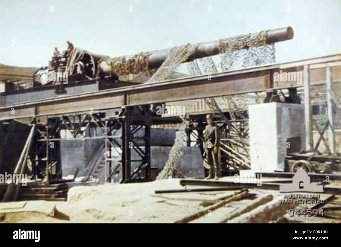 51 German very heavy artillery piece c1942 Stock Photo Alamy