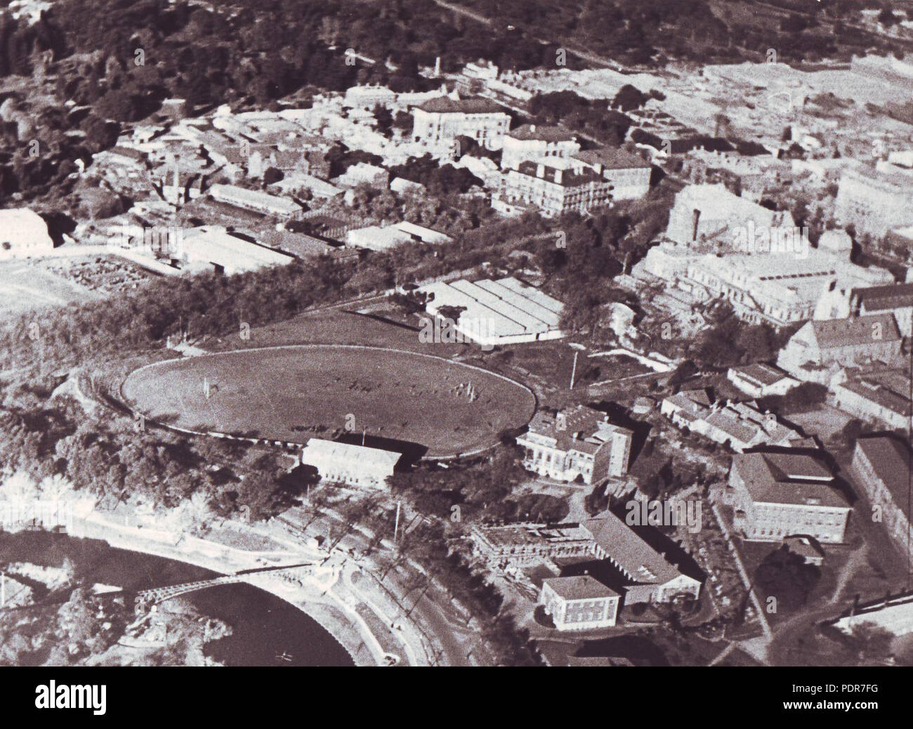 Jubilee oval hires stock photography and images Alamy