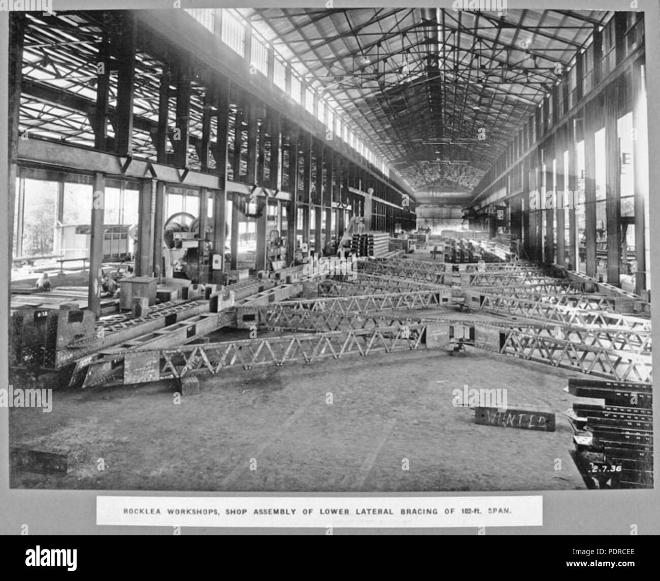 Lateral bracing hires stock photography and images Alamy