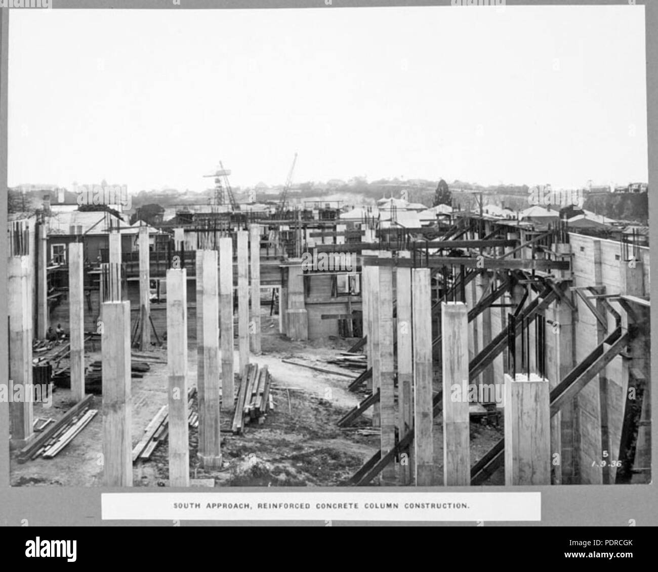 112 Queensland State Archives 3743 South approach reinforced concrete column construction Brisbane 1 September 1936 Stock Photo