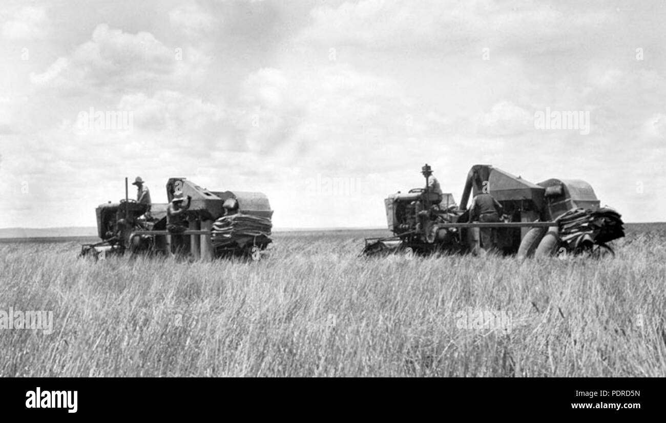Archives and technology Black and White Stock Photos & Images - Alamy