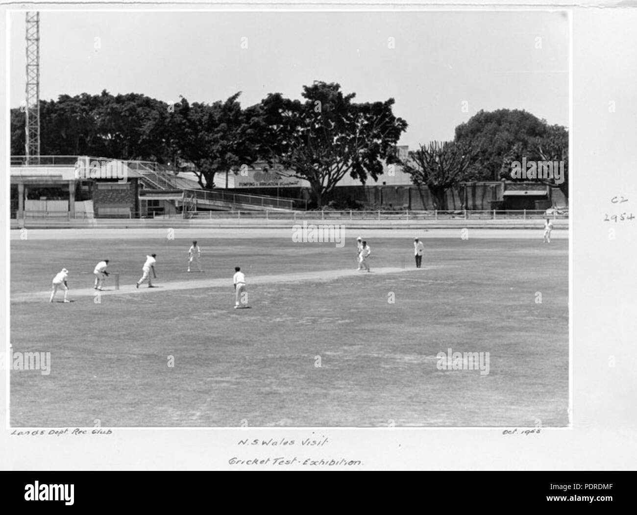 120 Queensland State Archives 6258 New South Wales visit Cricket Test Exhibition October 1958 Stock Photo