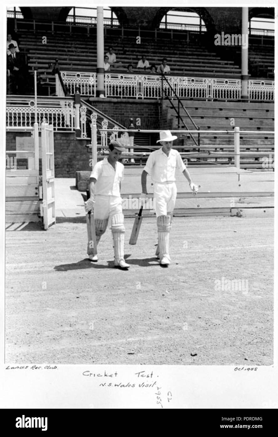 120 Queensland State Archives 6259 Cricket Test New South Wales visit October 1958 Stock Photo