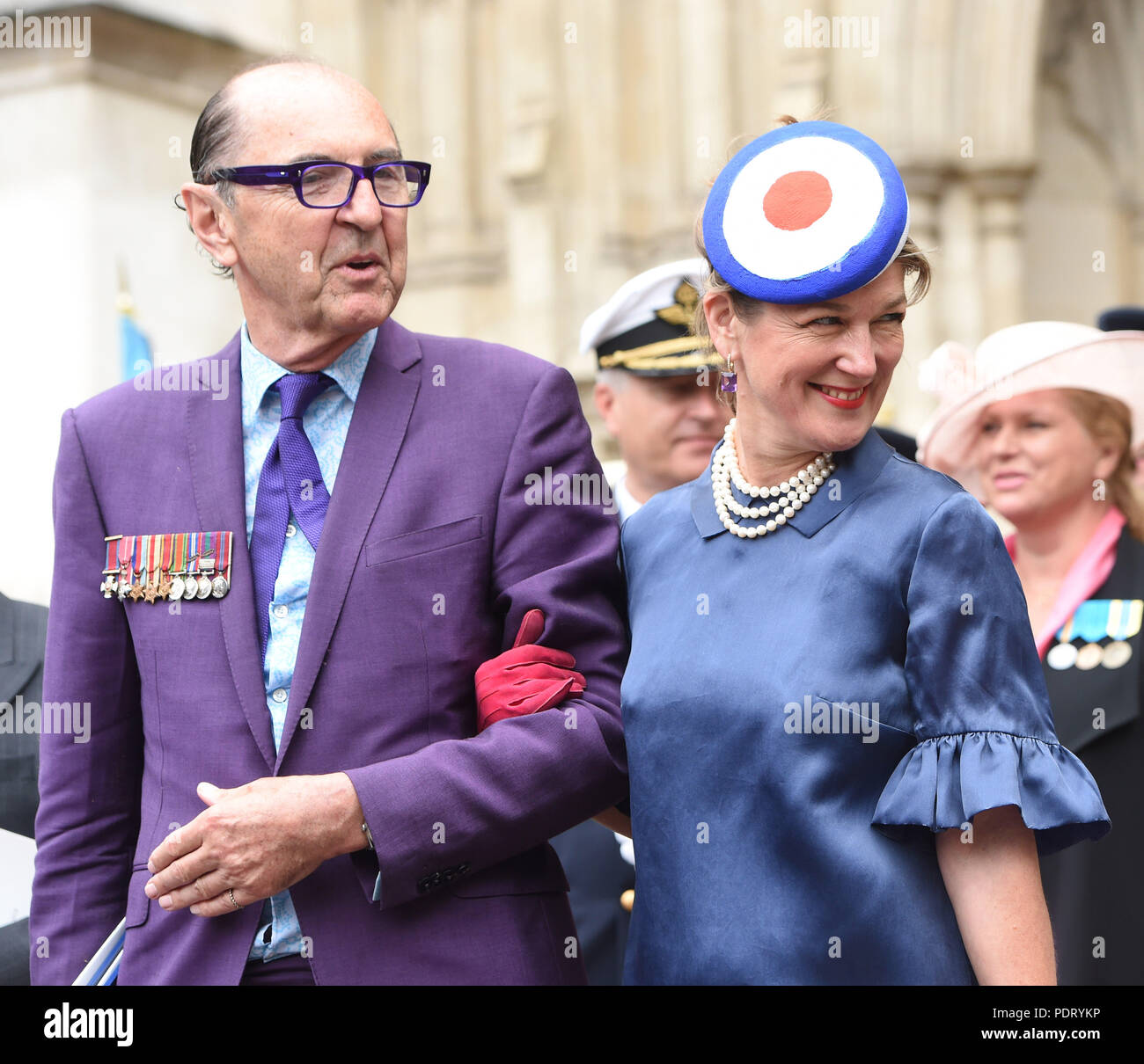 Royal blue dress hat deals