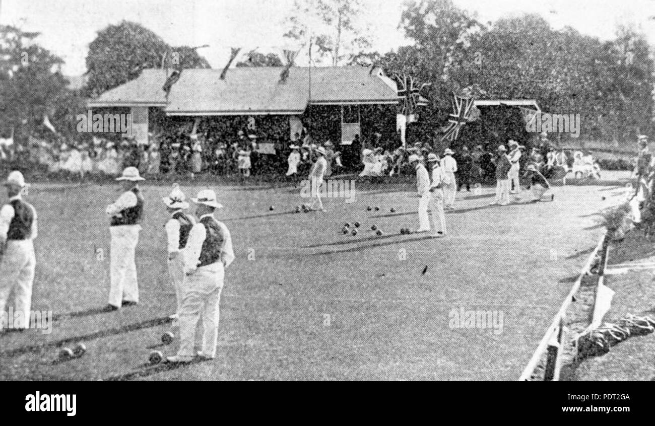 208 StateLibQld 1 114560 Lawn bowlers at the East Brisbane Bowling Club, 1906 Stock Photo