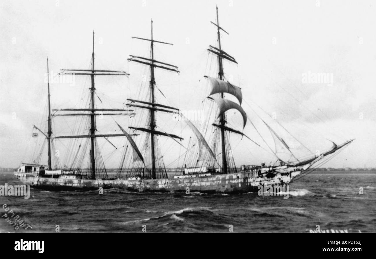 222 StateLibQld 1 140447 Olivebank (ship) Stock Photo