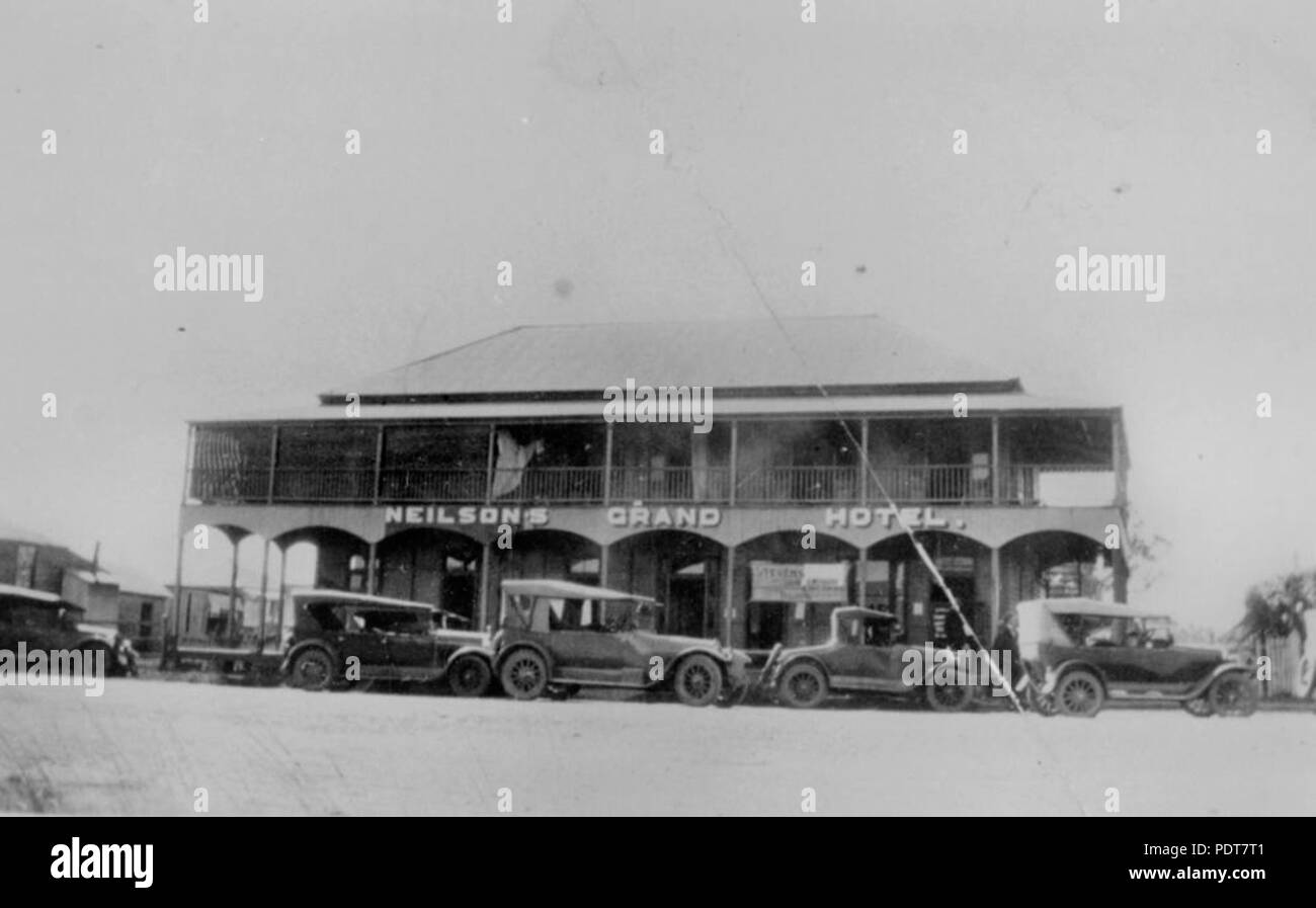 244 StateLibQld 1 180263 Grand Hotel in Biggenden, ca. 1928 Stock Photo