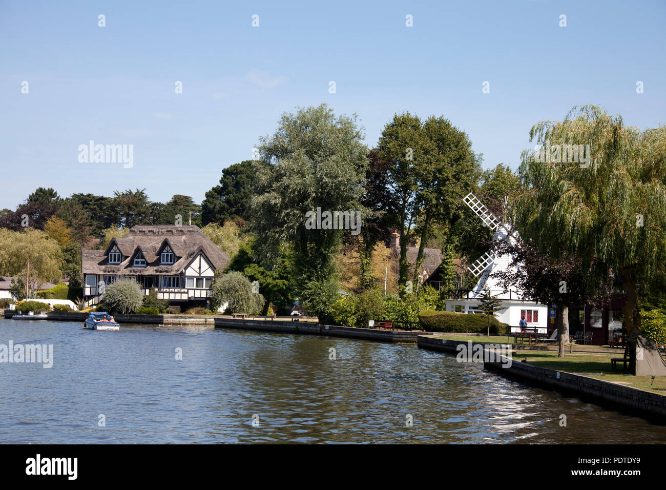 Horning Norfolk Broads Stock Photo Alamy