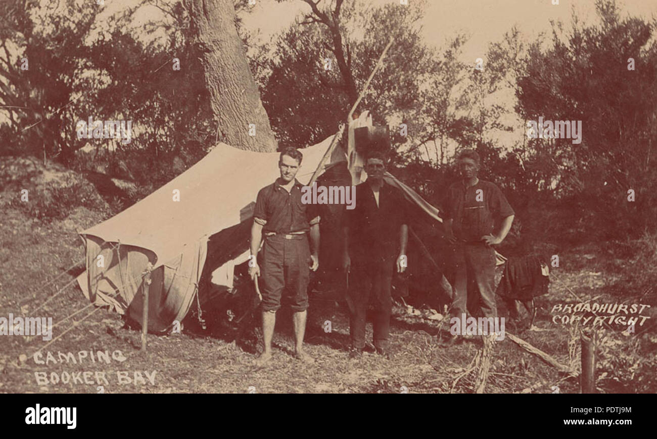1950s historical camping hi-res stock photography and images - Alamy