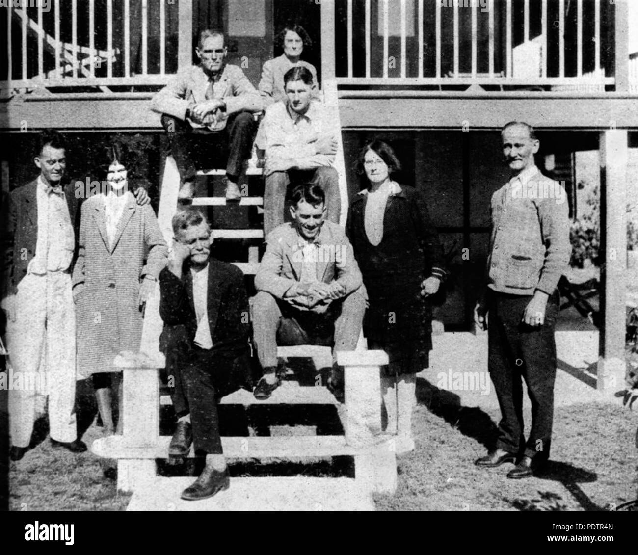 201 StateLibQld 1 103783 Hutchison Family at their home in Woolton Stock Photo