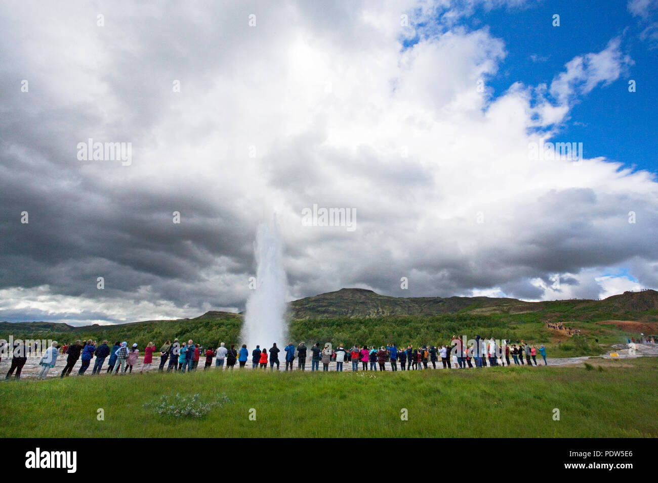 153 Geyser Watching Stock Video Footage - 4K and HD Video Clips |  Shutterstock