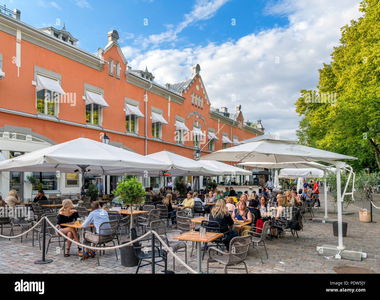 Cafe / bar on the banks of the River Aura (Aurajoki) in the historic centre, Turku, Finland Stock Photo