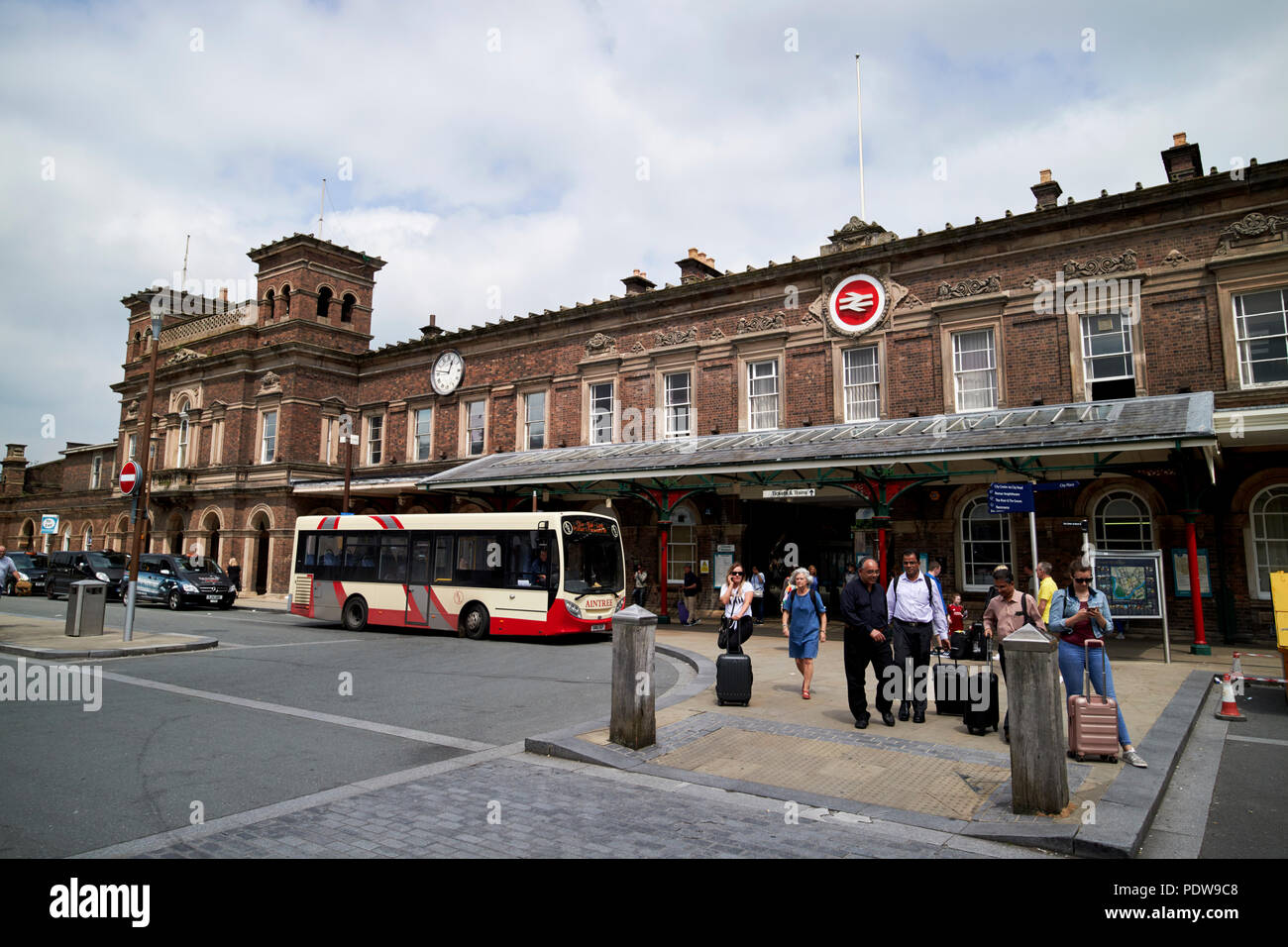 Chester railway station exterior chester cheshire england uk Stock