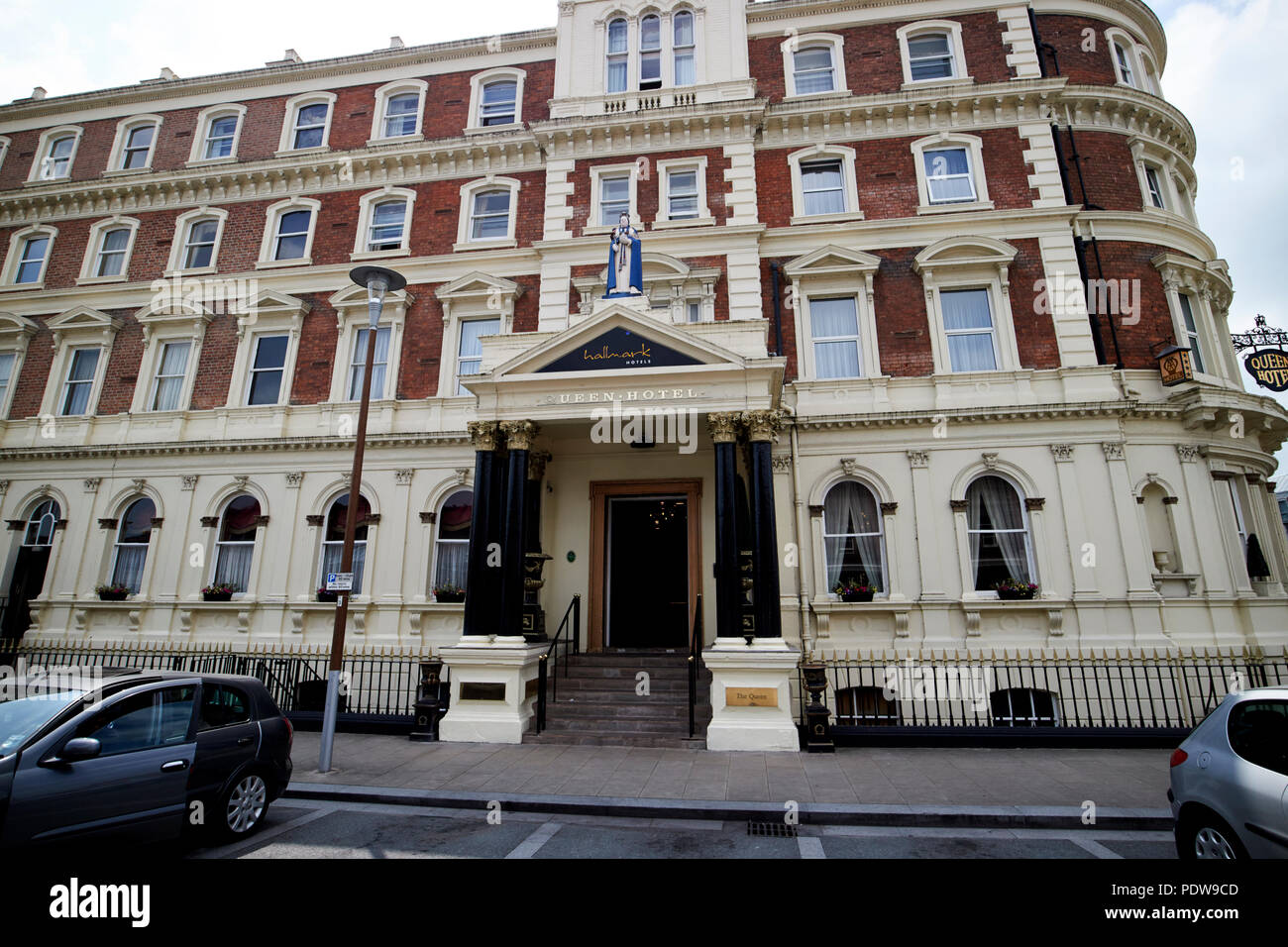 Queens Hotel Chester Christmas 2024 - Neely Dorothea