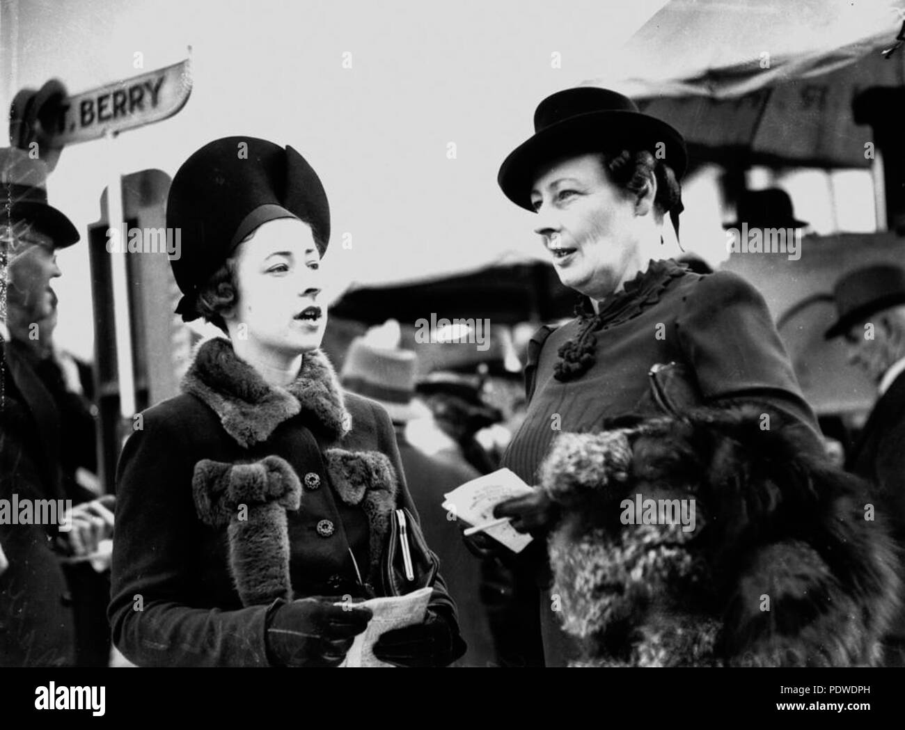 Forum on this topic: Margery Binner, margery-binner/ Communication on this topic: Angela Bettis, margery-binner/