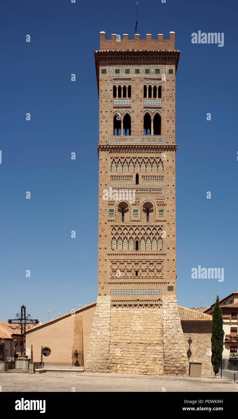 Iglesia san pedro hi-res stock photography and images - Alamy