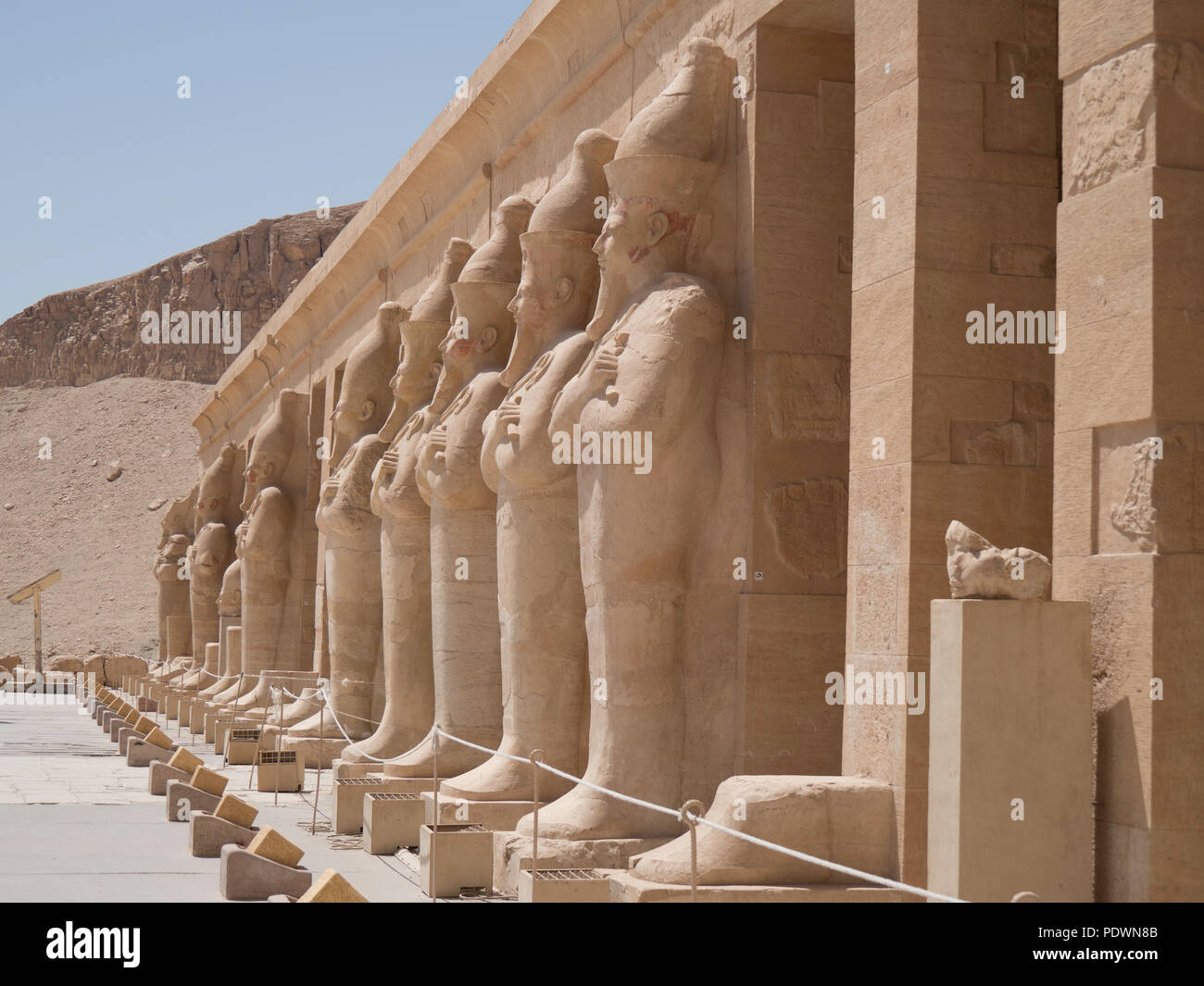 Grand statues in Hatshepsut Temple, Egypt Stock Photo