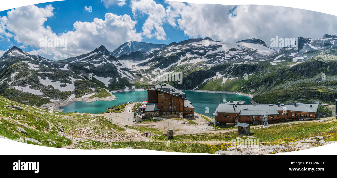 Rudolfs Hut Berg Hotel in the Granats Group of mountains near Zell am See in Austria Stock Photo